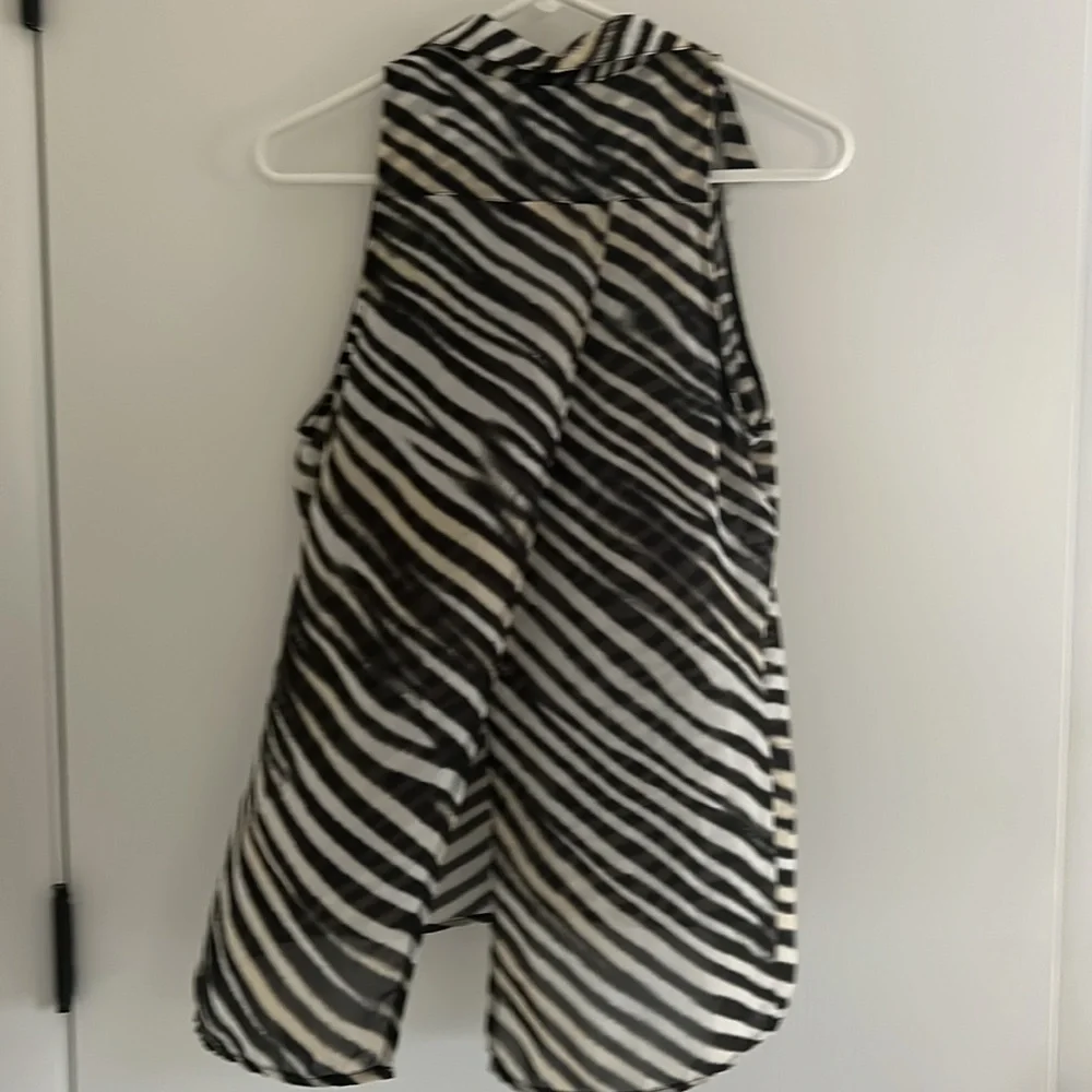 Guess Black and White Striped Women's sheer blouse - Picture 2 of 3